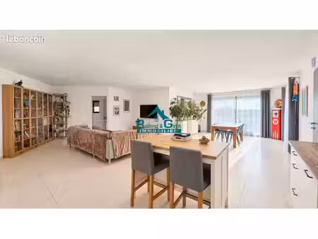 maison 5 pièces 150 m²