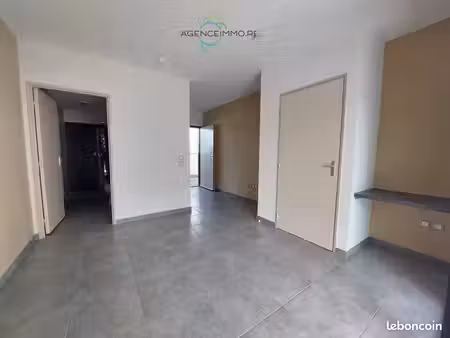 studio 1 pièce 23 m²