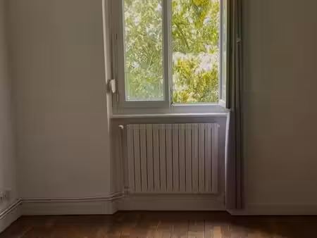 dispo 1er decembre – t2 de 48 m² avec cave – metz