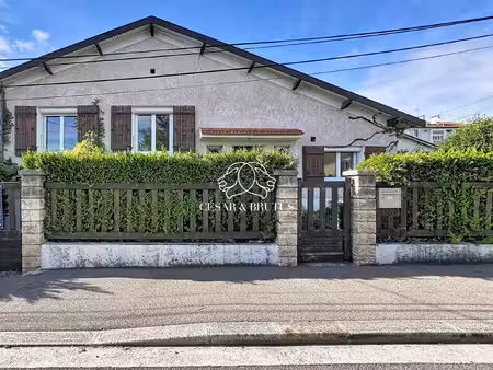 maison familiale 98 m² 5 pièces avec jardin et piscine à fort