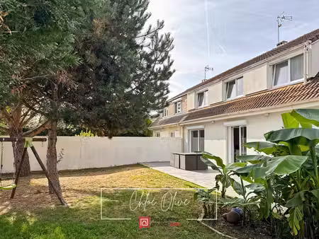 maison familiale 4 chambres avec terrasse sans vis-à-vis