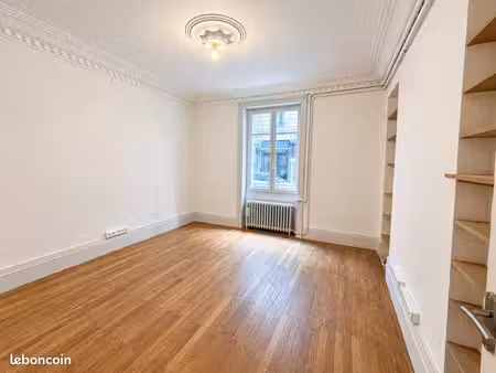 t4 87m2 rue duguesclin