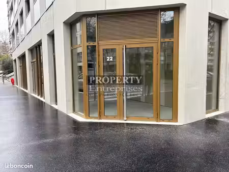local commercial 148 m² villeurbanne