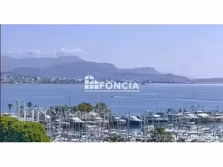 marina baie des anges - studio 26m2 - coin nuit - loggia
