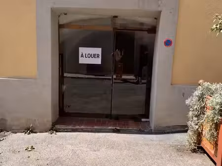 local de charme à louer - biot village