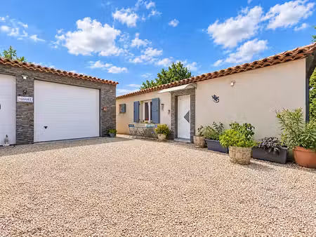 vente villa 4 pièces 131 m² à flassans-sur-issole (83340)  460 000 €