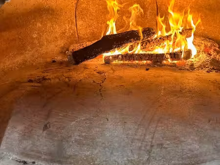 restaurant pizzeria grillades au feux de bois