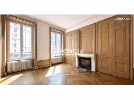 bien rare • préfecture • lyon 3