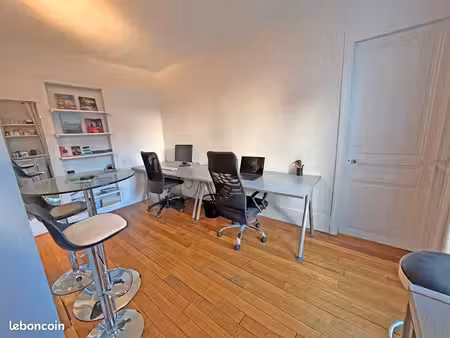 bureau professionnel privatif meublé 14 m² – paris 11e – 2 personnes maximum