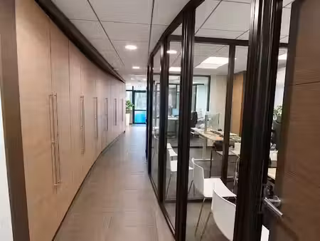 location locaux professionnels 4 pièces 72 m² à toulouse (31000)  2 062 €