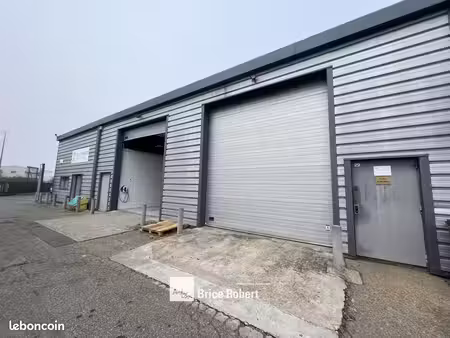local bureaux 195 m²