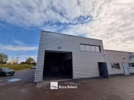 local d'activité 132 m²