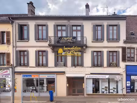 immeuble 400 m² lure