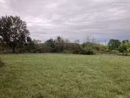 terrain 2 500 m² siorac en perigord
