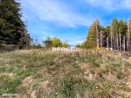 terrain 979 m² le russey