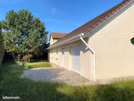 maison 5 pièces 120 m2 terrain 600 m2