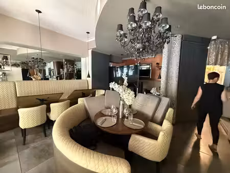 fonds de commerce restaurant 127 m²