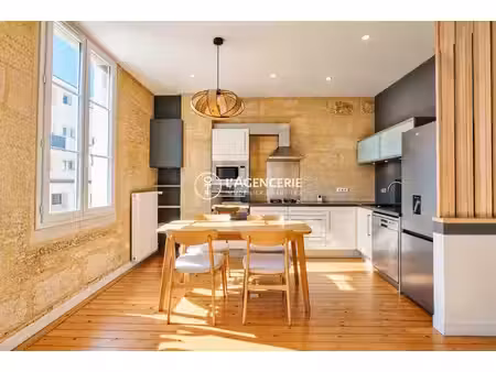 appartement 2 chambres 75m² meublé - chartrons