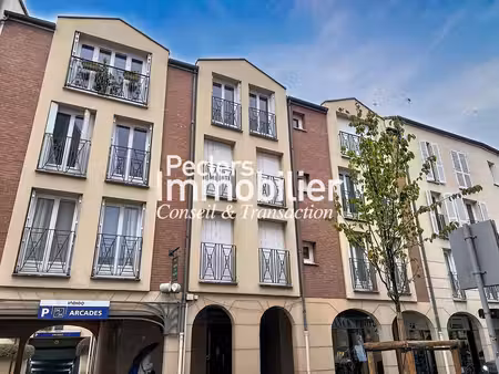 studio vide de 25m2  cave  parking - rueil malmaison