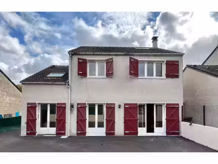 pavillon indépendant à rénové - 132m2 - 5 chambres