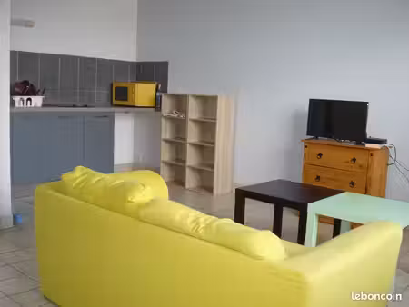 loue appartement f2
