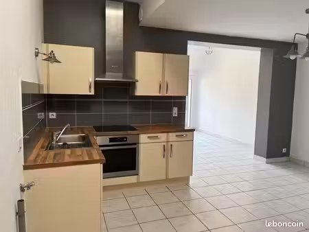 appartement à louer au centre-ville moelan sur mer