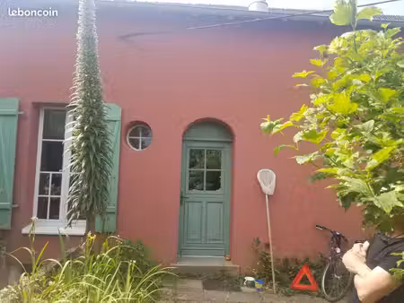 maison individuelle 106m² petit jardin terrasse