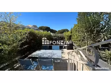 port-camargue – plage nord – studio rénové avec jardinet – piscine