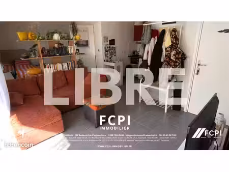 studio 1 pièce 30 m²
