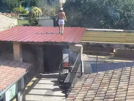 local commercial