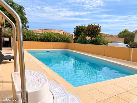 villa 3 pièces - jardin  garage et piscine - langlade