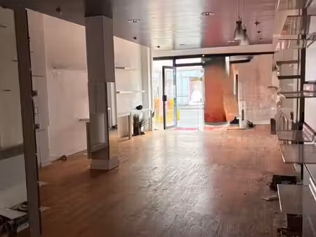 local commercial 64 m² brest