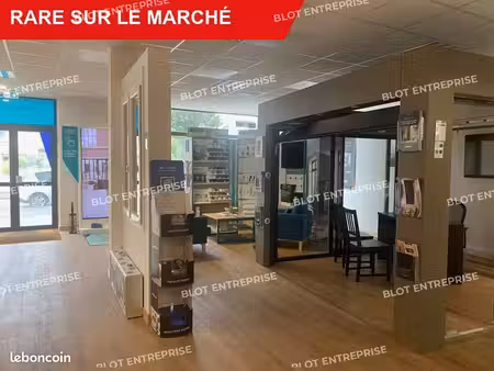 local d'activité 645 m²