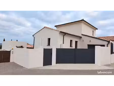 maison contemporaine de standing – 115 m² – piscine & dépendance – meynes (30)
