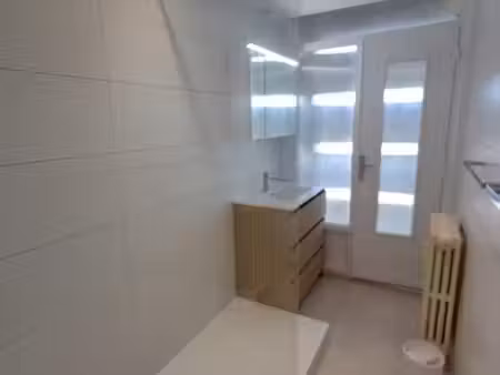 appartement 4 pièces 79 m²