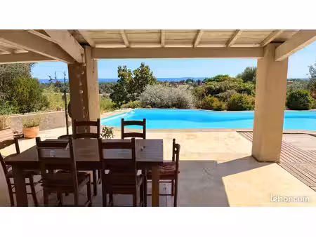 villa d’architecte 180 m² de plain-pied — vue exceptionnelle — terres de rouvière