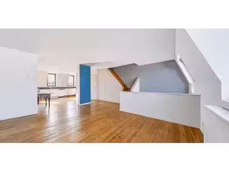 duplex à vendre à saint-gilles pour € 295.000 avec 1 chambre à coucher