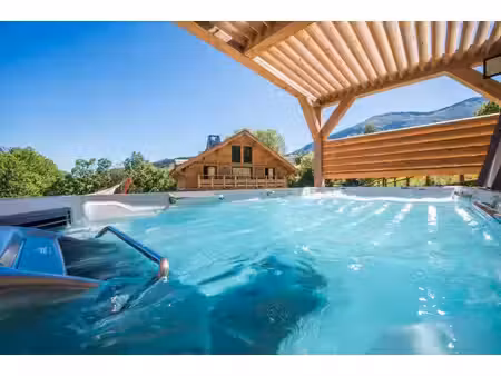 chalet à vendre à enchastrayes (04400) - alpes-de-haute-provence