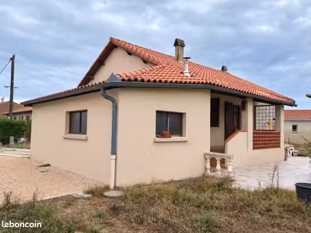 maison centre lavernose sur 640m2