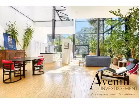 tassin-la-demi-lune - maison de 250 m² alliant caractère de l'ancien et charme du contempo