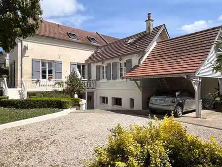belle propriété de 260m² - en 2 habitations sur terrain de 614m²