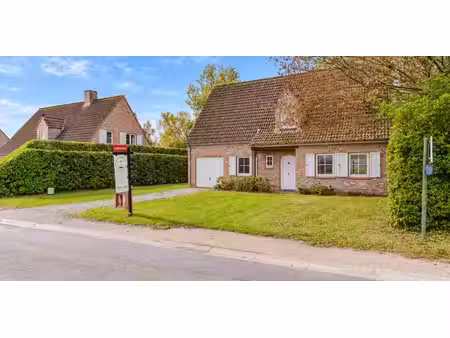 villa à vendre à zevergem pour € 600.000 avec 4 chambres à coucher