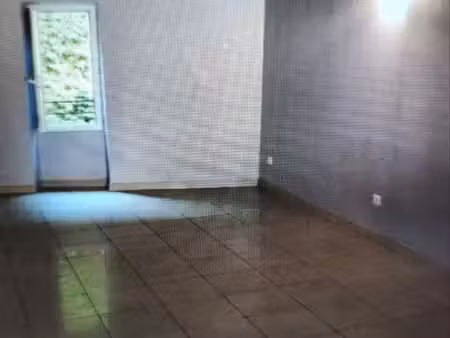 immeuble de rapport (2 appartements duplex)