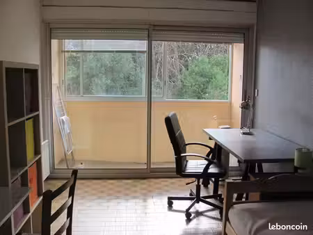 studio dans résidence étudiante quartier fac nord