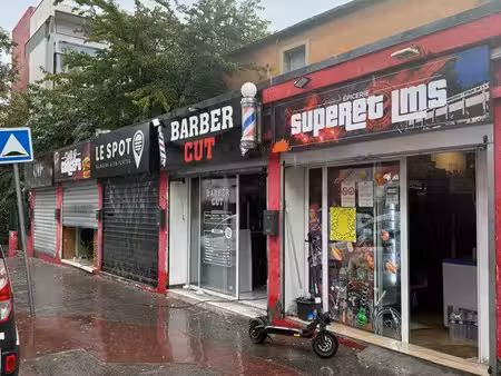 local commercial 20 m² refait à neuf + équipement inclus – montpellier 34070