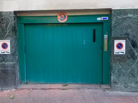 à vendre – parking sécurisé à 100 m de la gare saint-roch – montpellier