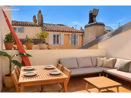 t3 duplex terrasse centre historique aix en provence