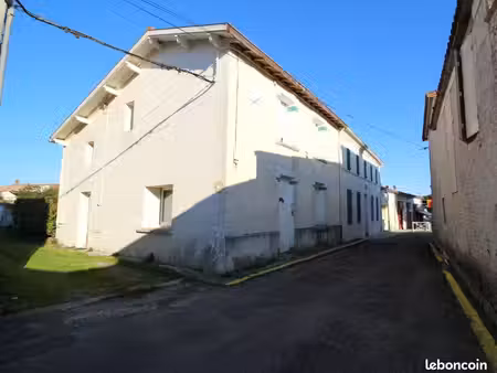 maison de village