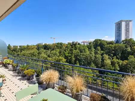 appartement 2 pièces 92 m²