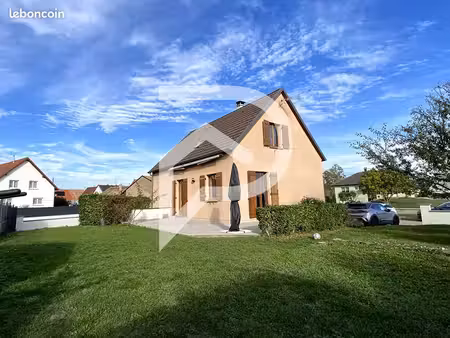 maison 6 pièces 117 m²